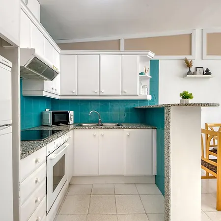 With View Apartment Montjoi